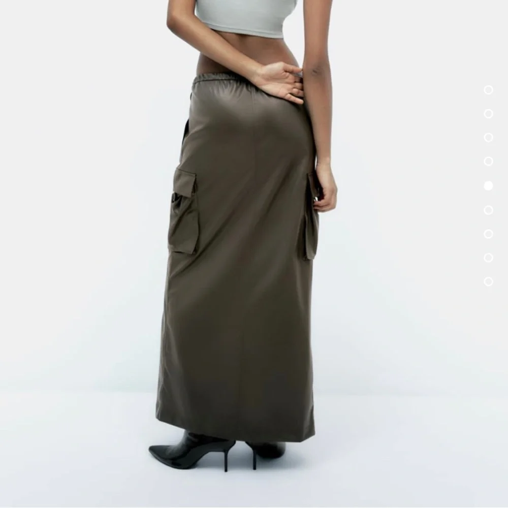 Zara faux leather cargo skirt - Picture 4 of 6